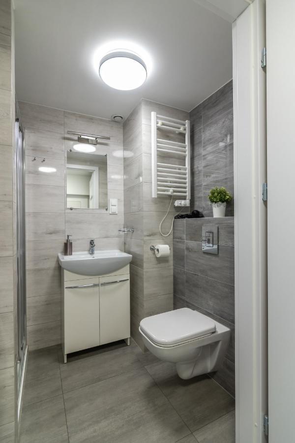 Studia Przy Lotnisku Od Wroclawapartament-Pl Εξωτερικό φωτογραφία