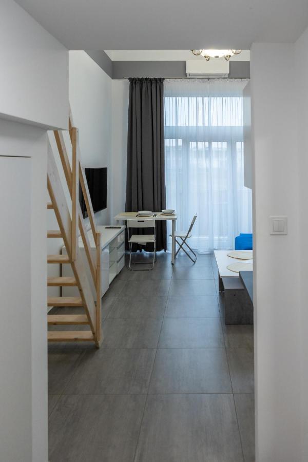 Studia Przy Lotnisku Od Wroclawapartament-Pl Εξωτερικό φωτογραφία