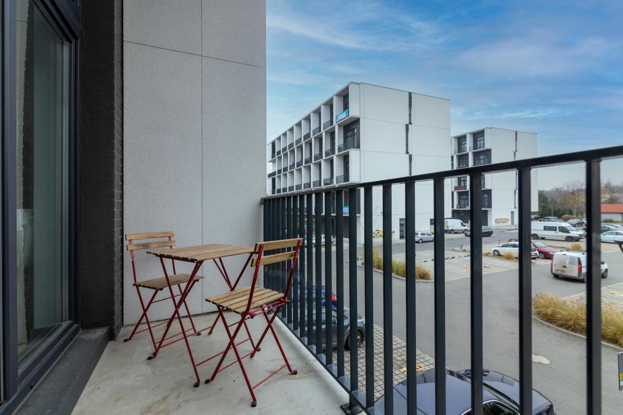 Studia Przy Lotnisku Od Wroclawapartament-Pl Εξωτερικό φωτογραφία